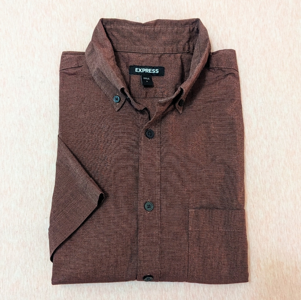 Express Men's Short Sleeve Button Down Shirt